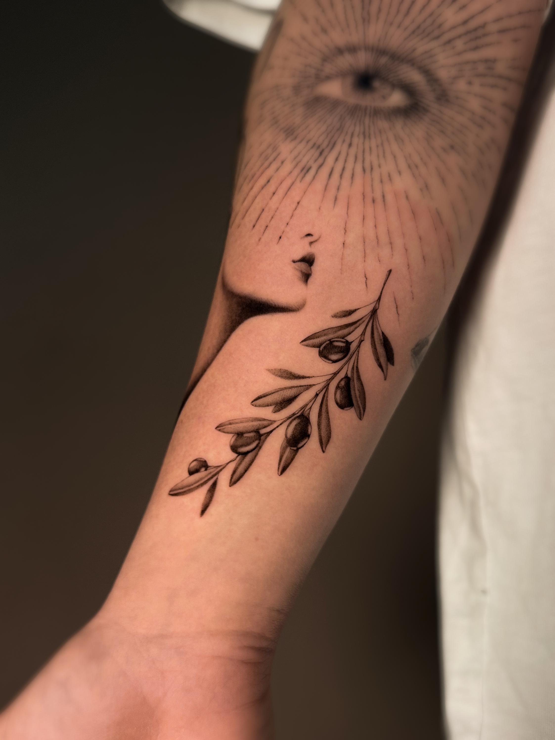 rabea realistic branch
