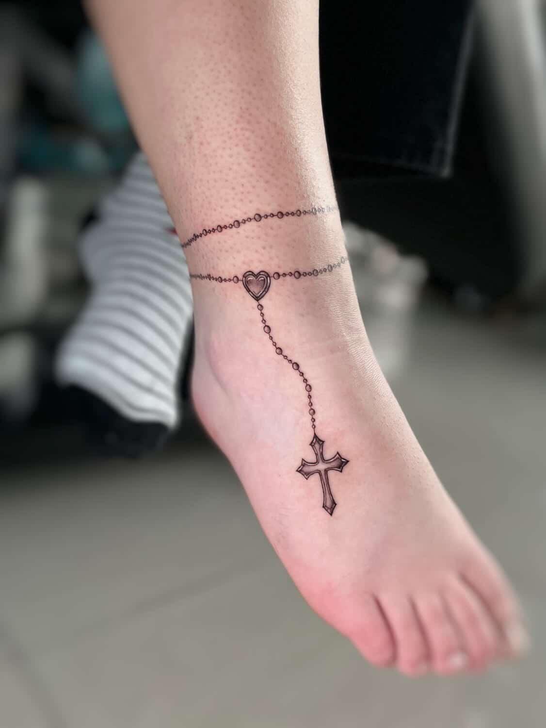 Anita – anita fineline cross