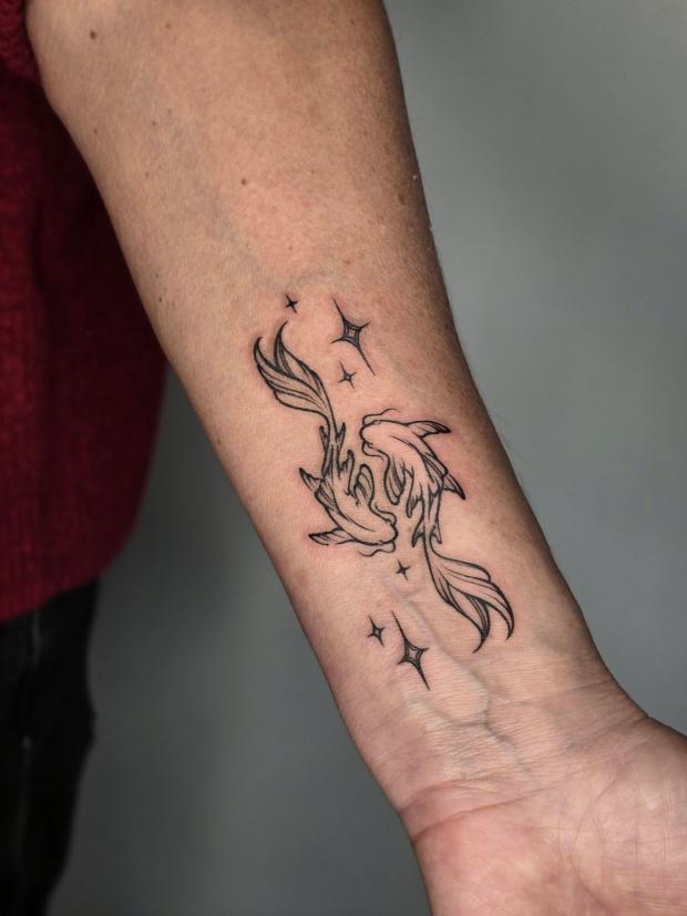 Iza – iza linework fish