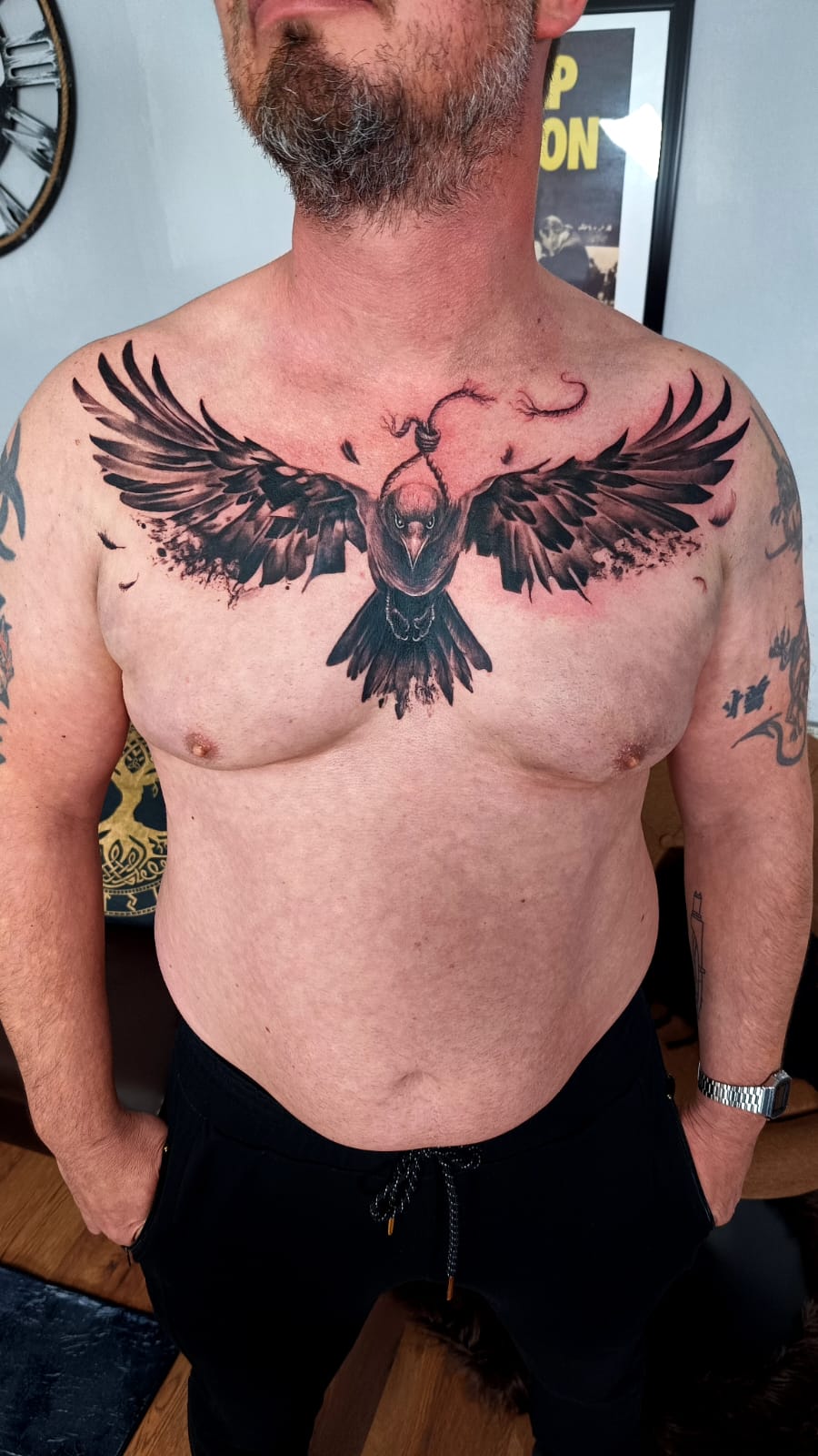 Kamil – kamil realistic raven