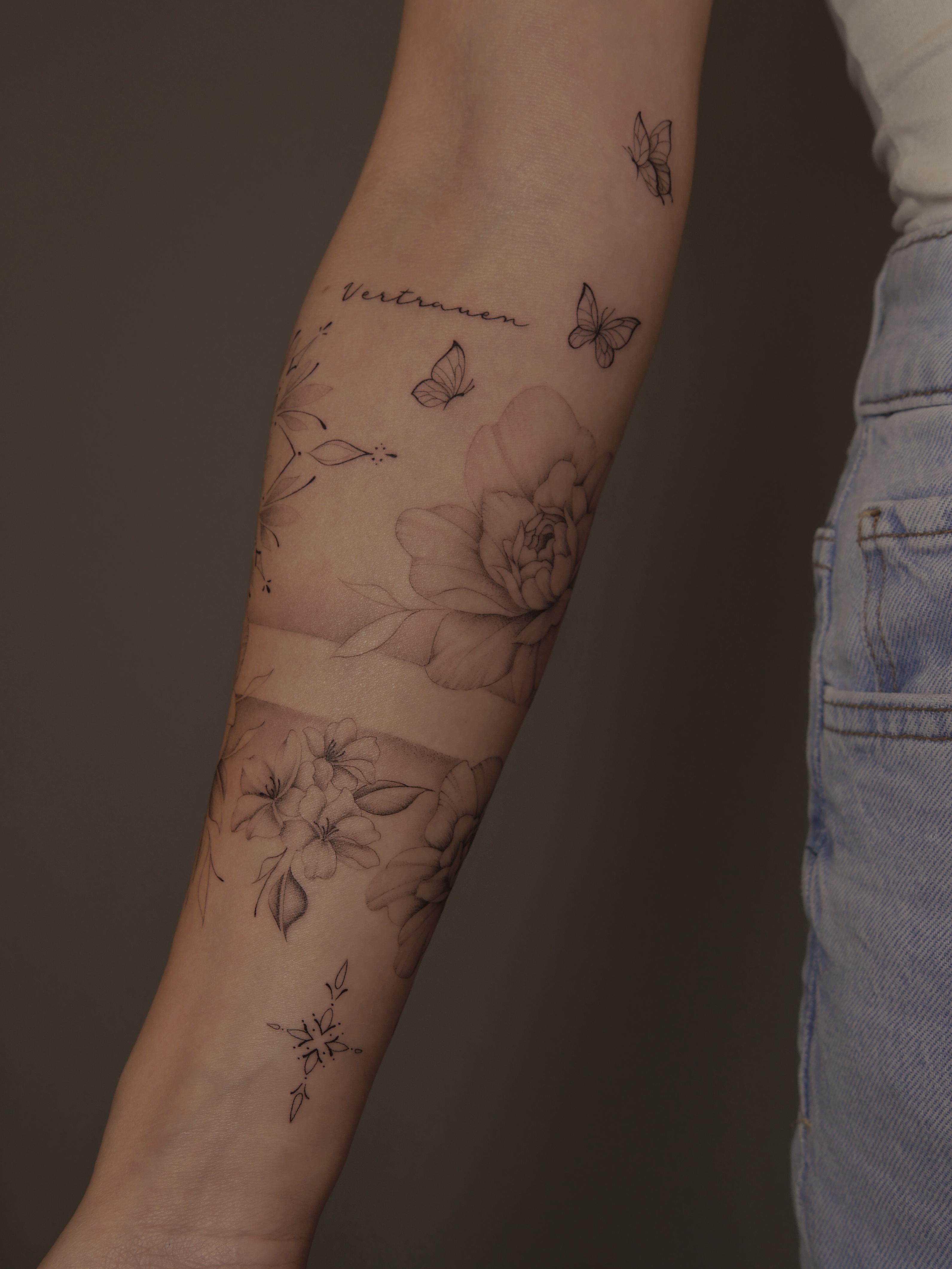 Rabea – rabea fineline flowers2